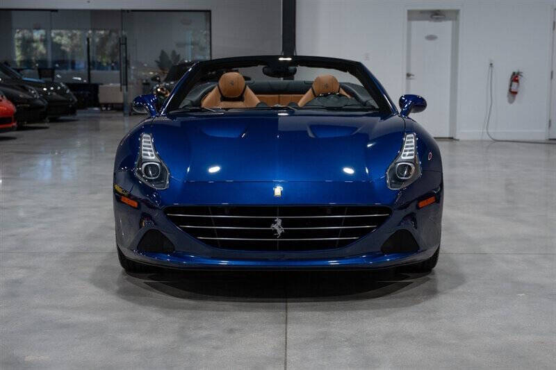 2016 Ferrari California T