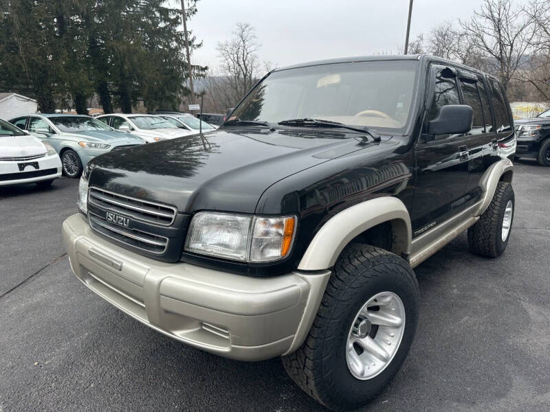 2001 Isuzu Trooper S