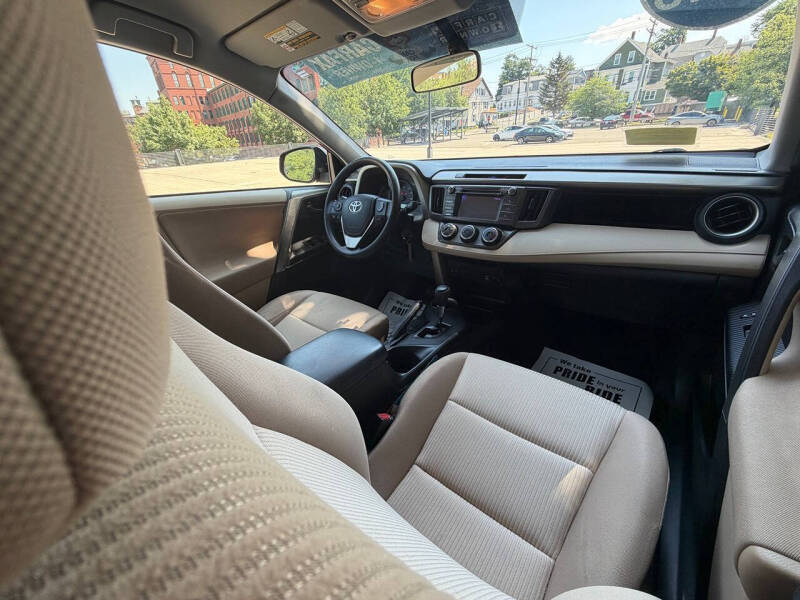 2013 Toyota RAV4 LE