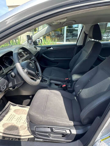 2015 Volkswagen Jetta