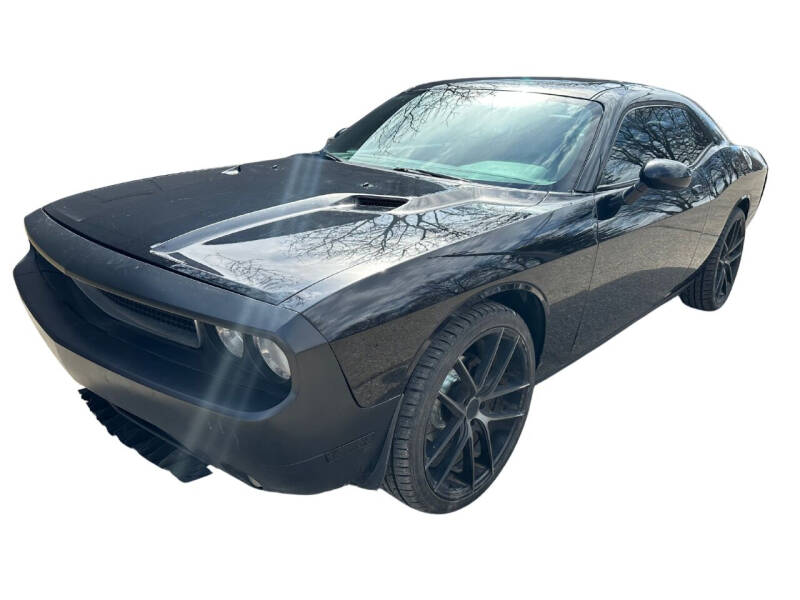 2013 Dodge Challenger for sale at Averys Auto Group in Lapeer MI