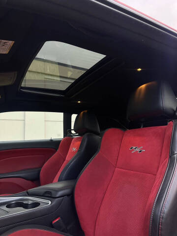 2015 Dodge Challenger R/T Plus