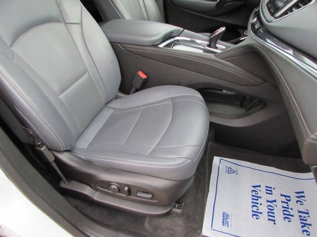 2021 Buick Enclave Essence