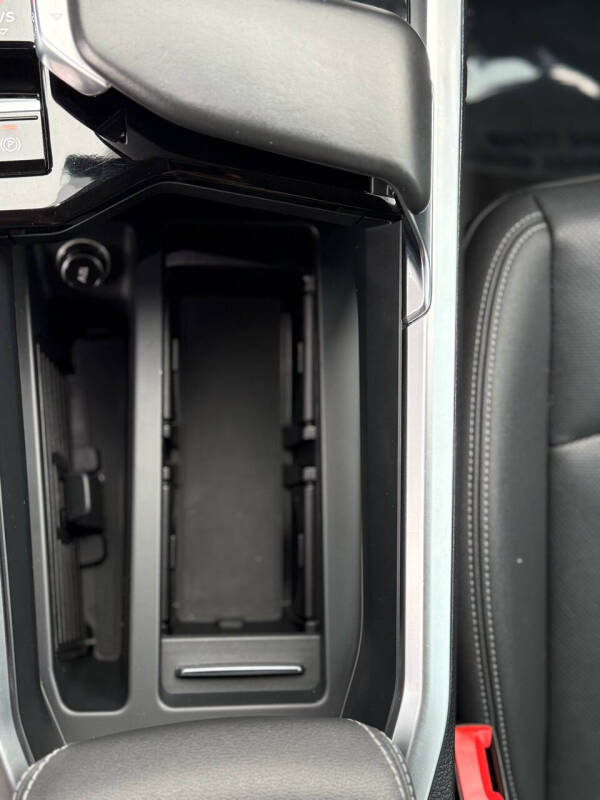 2019 Audi e-tron quattro Premium Plus