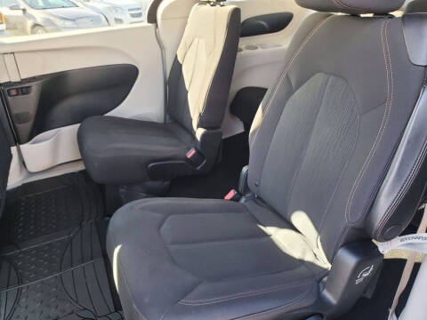 2017 Chrysler Pacifica Touring