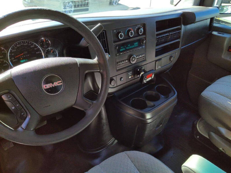 2016 GMC Savana 2500