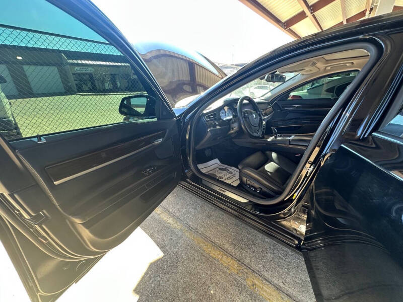 2010 BMW 7 Series 750Li