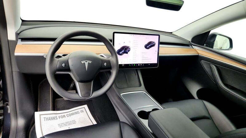 2025 Tesla Model Y Long Range
