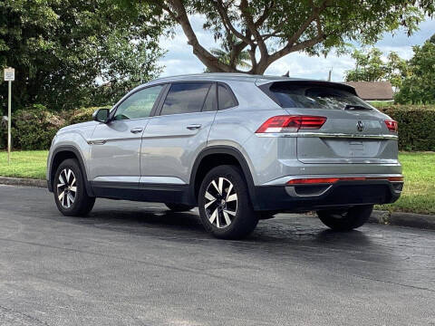 2022 Volkswagen Atlas Cross Sport SE