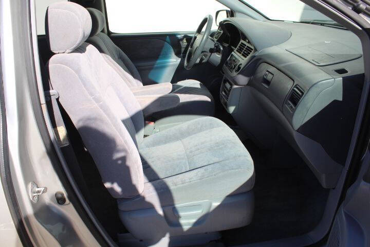 2002 Toyota Sienna LE