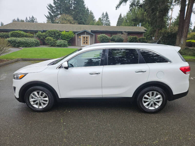 2017 Kia Sorento LX