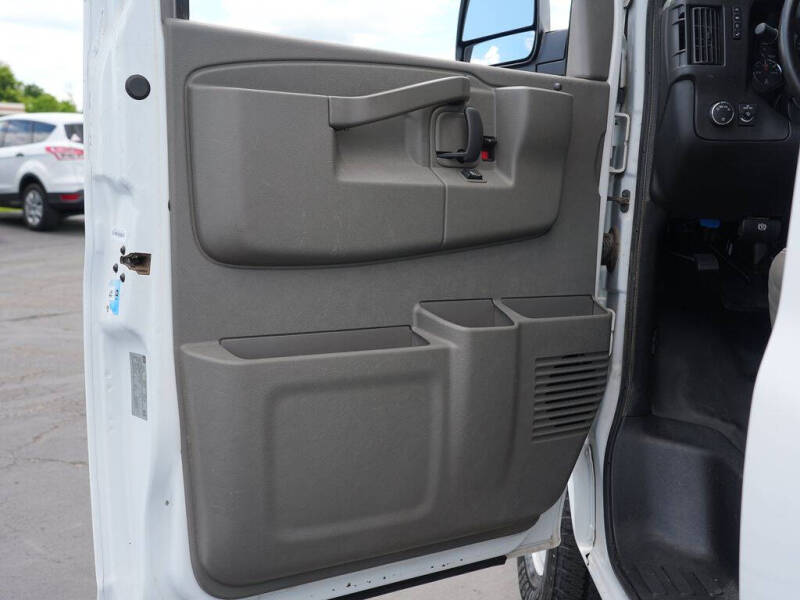 2017 Chevrolet Express 2500