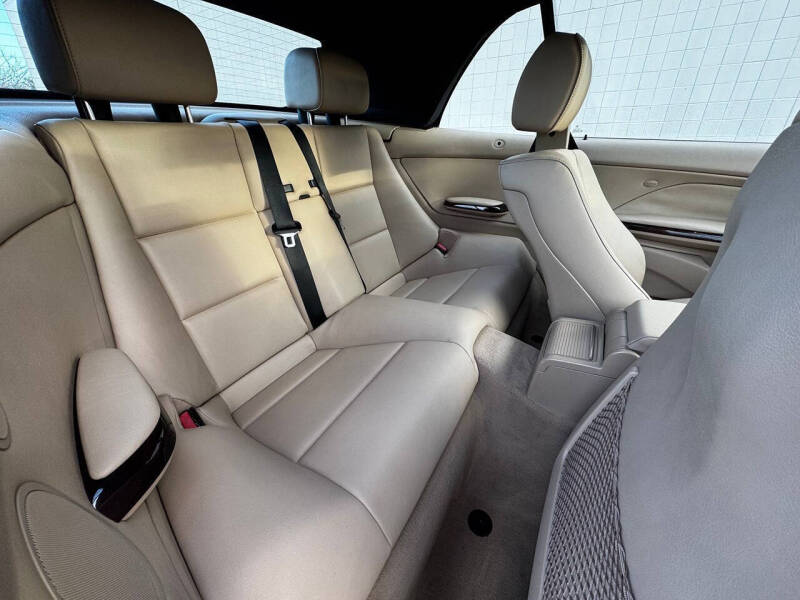 2001 BMW 3 Series 325Ci