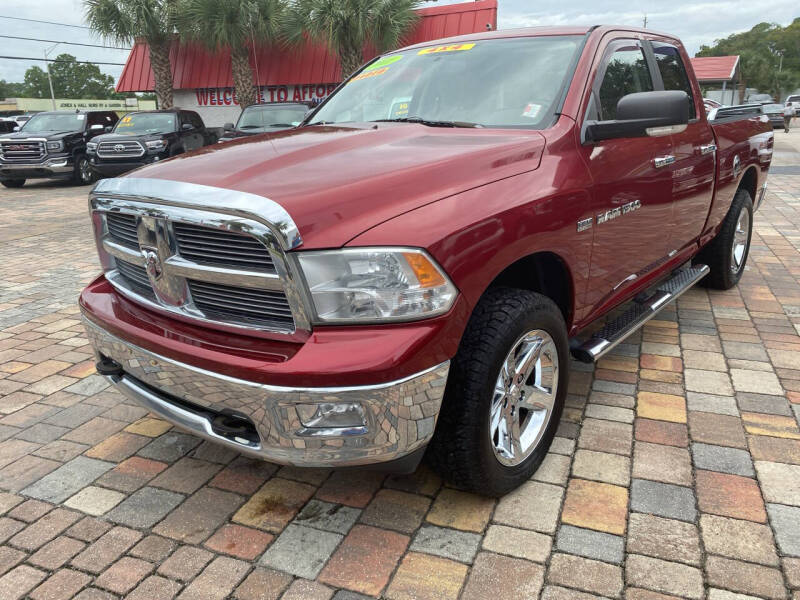 2011 RAM Ram 1500 Pickup Laramie photo 2