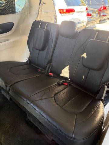 2020 Chrysler Pacifica Touring L