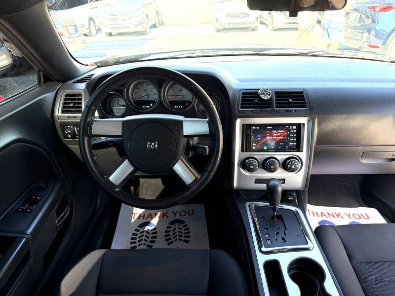 2010 Dodge Challenger SE