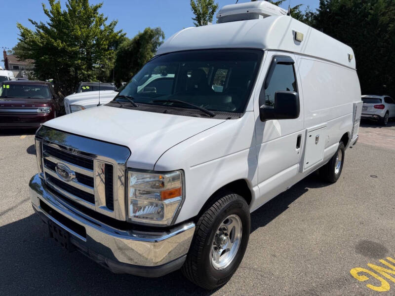 2011 Ford E-Series E-350 SD