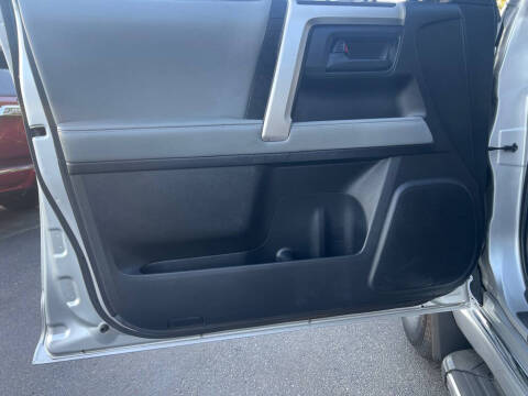 2013 Toyota 4Runner SR5