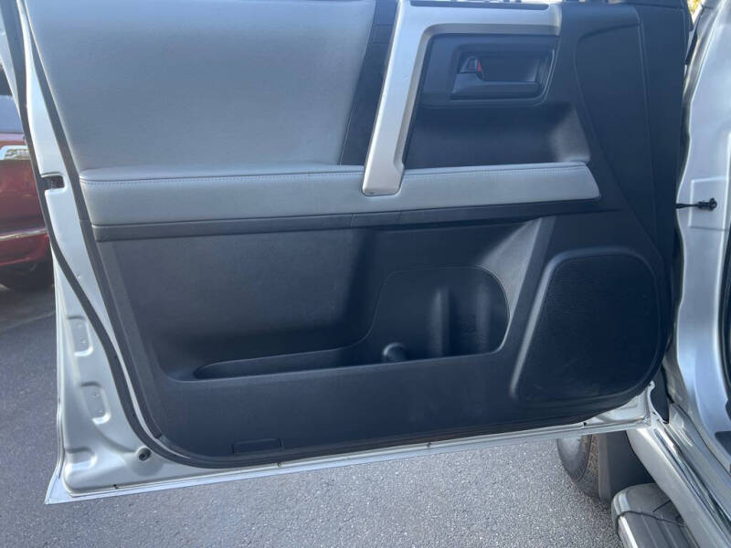 2013 Toyota 4Runner SR5