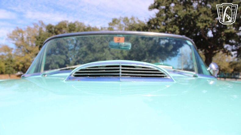 1955 Ford Thunderbird
