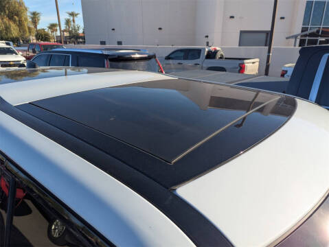 2023 Land Rover Discovery P360 HSE R-Dynamic