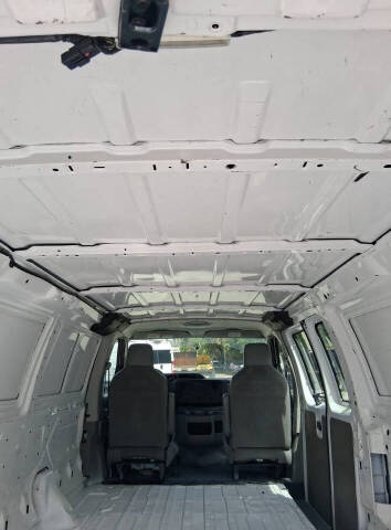 2013 Ford E-Series E-350 SD