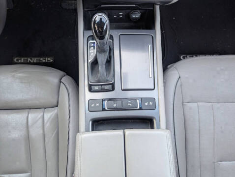 2015 Hyundai Genesis