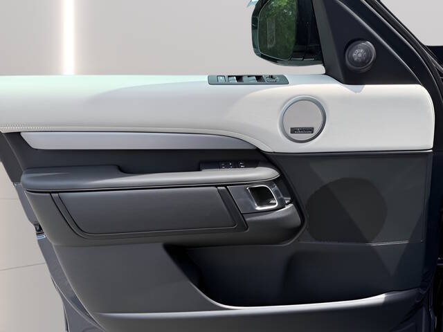 2026 Land Rover Discovery