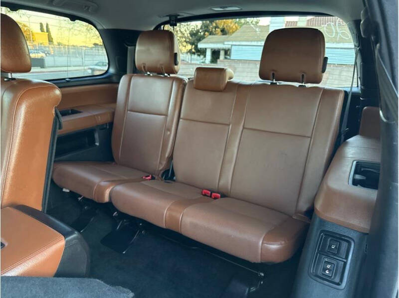 2016 Toyota Sequoia Platinum