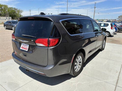 2018 Chrysler Pacifica Touring Plus