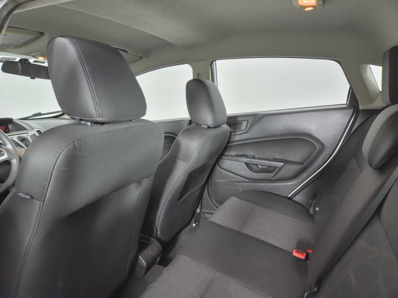 2012 Ford Fiesta SE