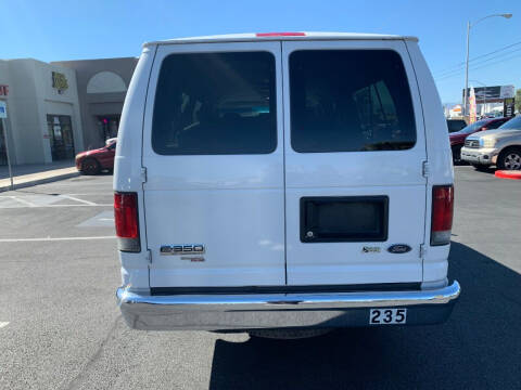 2012 Ford E-Series E-350 SD XLT