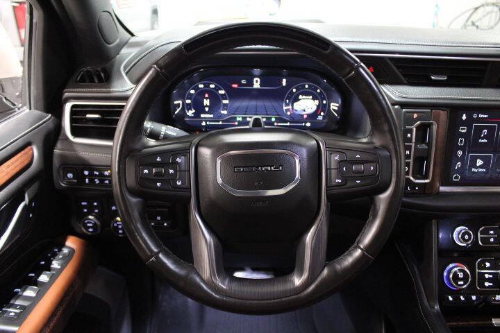 2023 GMC Yukon XL Denali Ultimate