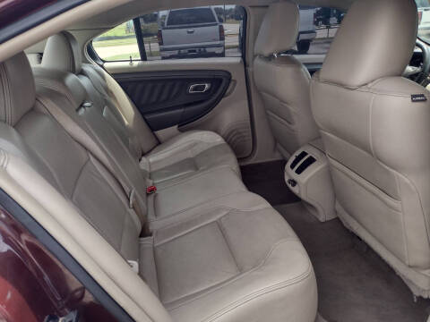 2010 Ford Taurus SEL