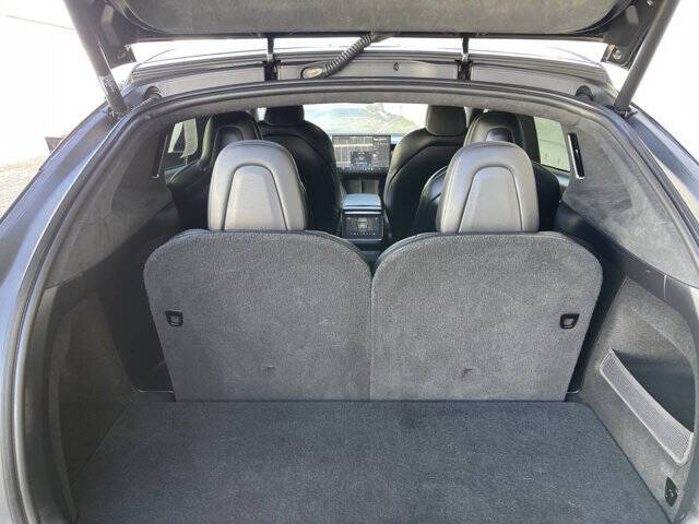 2022 Tesla Model X Plaid