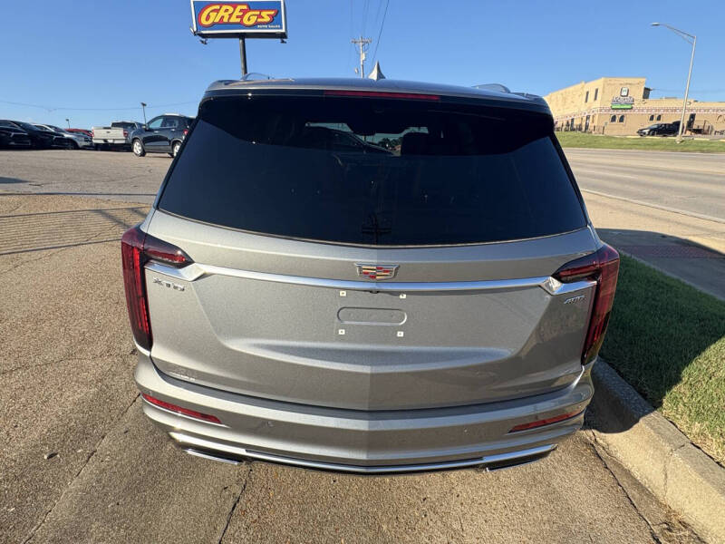 2025 Cadillac XT6 Premium Luxury