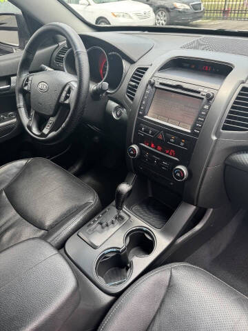 2011 Kia Sorento SX