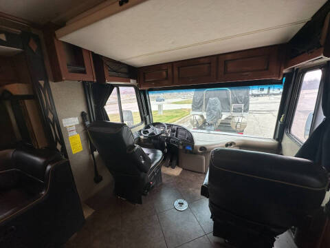 2015 Fleetwood RV Excursion 35B