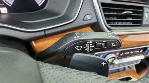 2024 Audi Q5 e quattro S line Prestg 55 TFSI