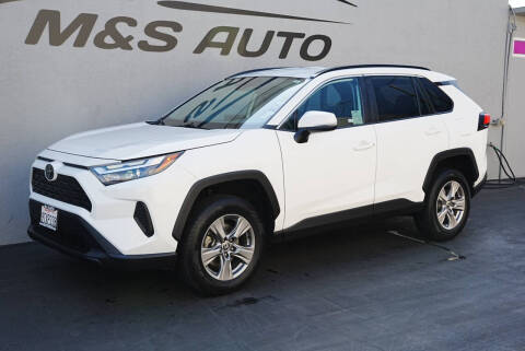 2022 Toyota RAV4 XLE