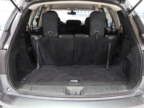 2020 Nissan Pathfinder SV