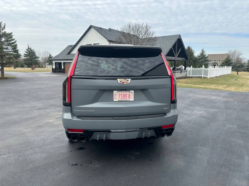 2023 Cadillac Escalade-V ESV