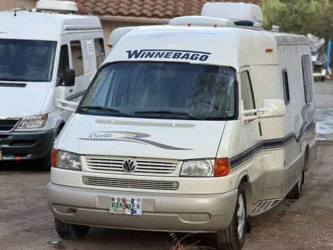2004 Winnebago Rialta 22HD
