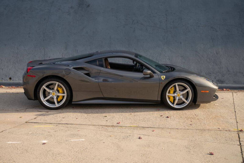 2016 Ferrari 488 GTB