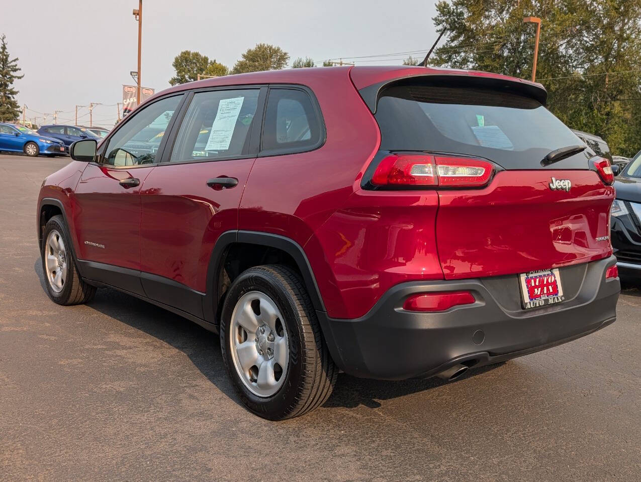 used 2017 Jeep Cherokee car, priced at $10,799