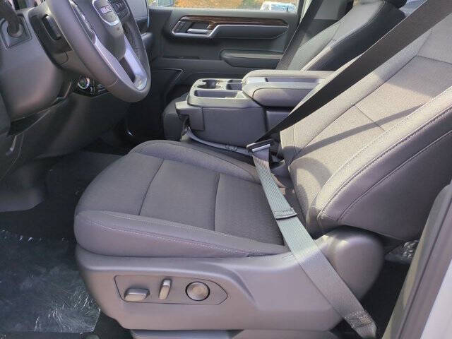 2026 GMC Sierra 1500 Elevation Standard