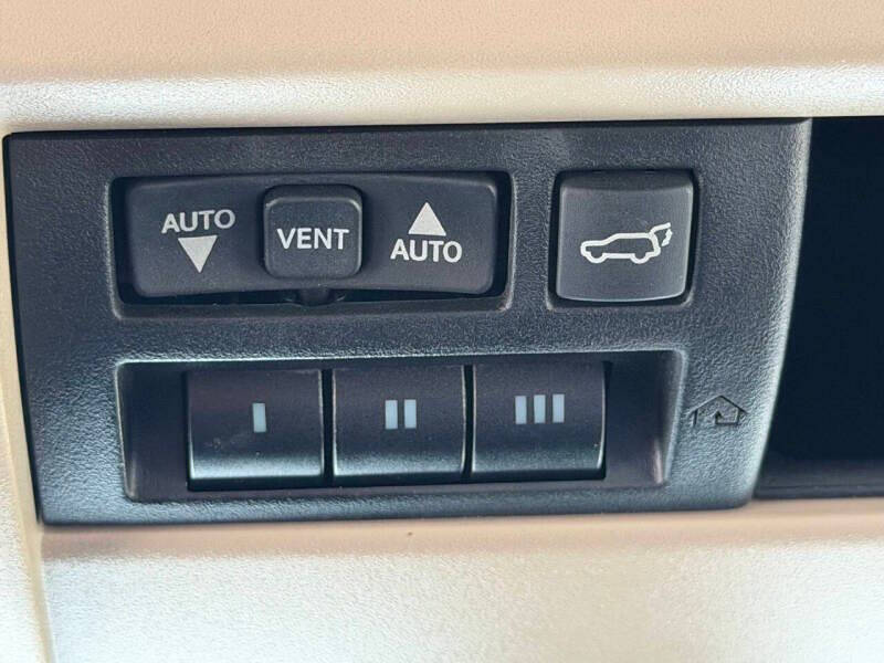 2010 Jeep Commander Limited