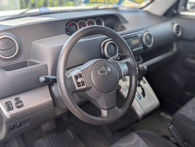 2012 Scion xB Release Series 9.0