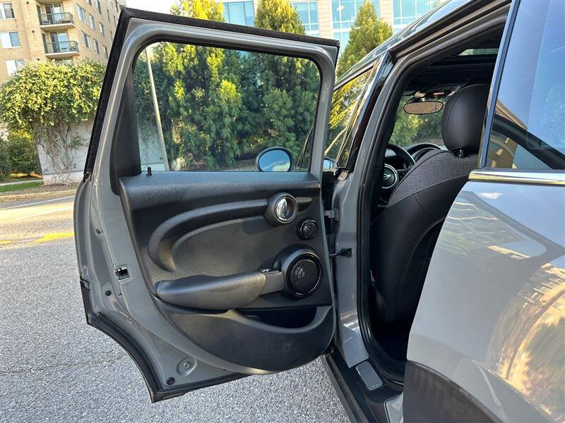 2016 MINI Hardtop 4 Door Cooper