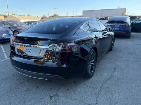 2015 Tesla Model S 70